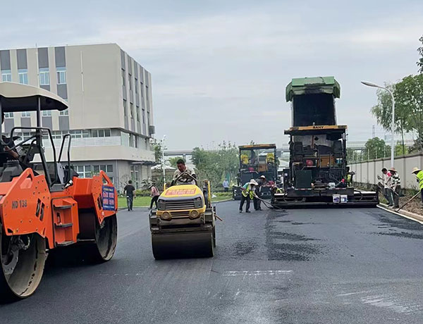 瀝青道路施工注意事項(xiàng)